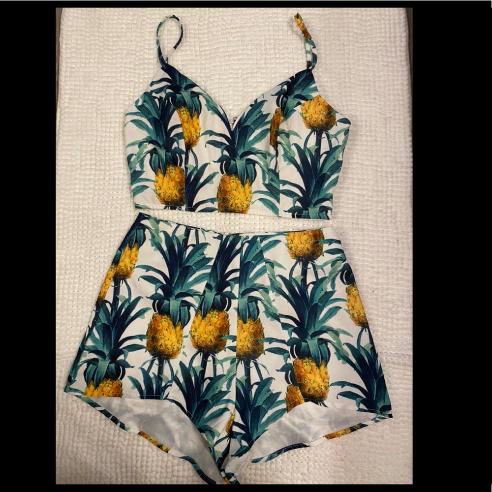Pineapple Shorts & Crop Top Set - Small